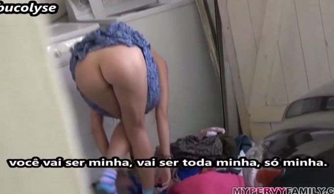 Fodendo o Cu da Irmã e Deixando um Buracão