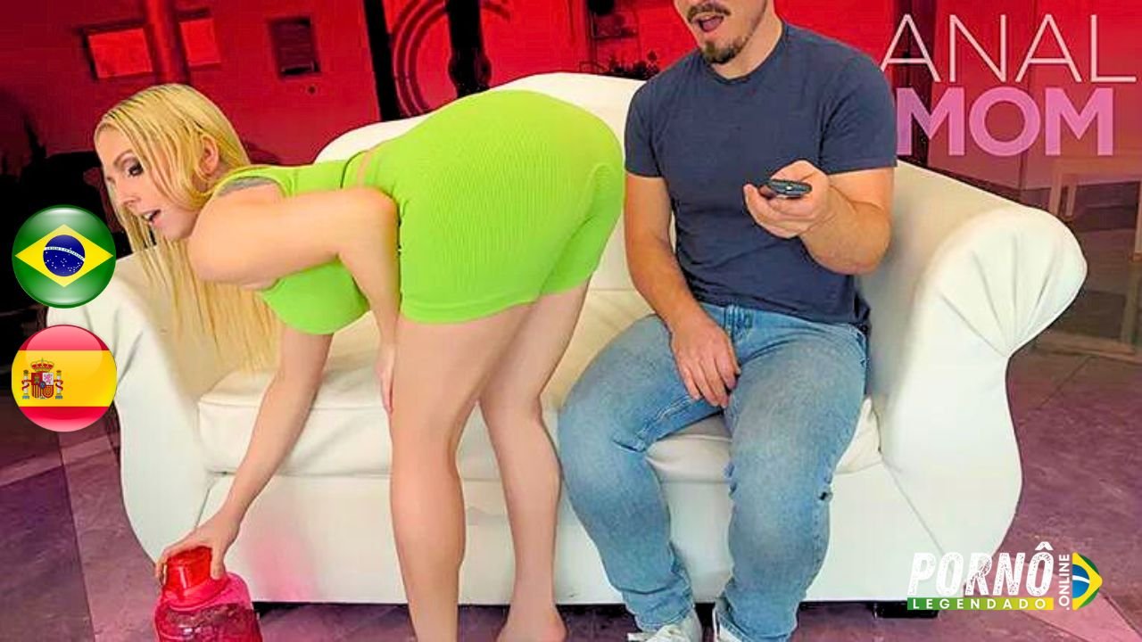Fodendo o Cuzinho da Madrasta Gostosa