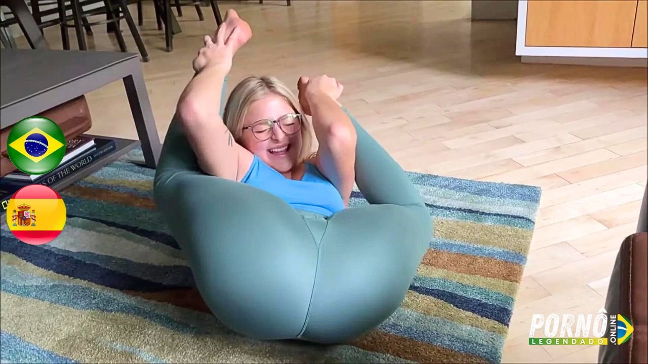 Novinha Safada Ensinando Yoga e Sexo pro Irmão