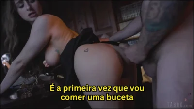 Novinha Putinha Fode com Padre